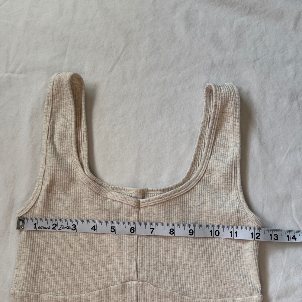 Fabletics Light Beige Ribbed Tank Top - Picture 3 of 7